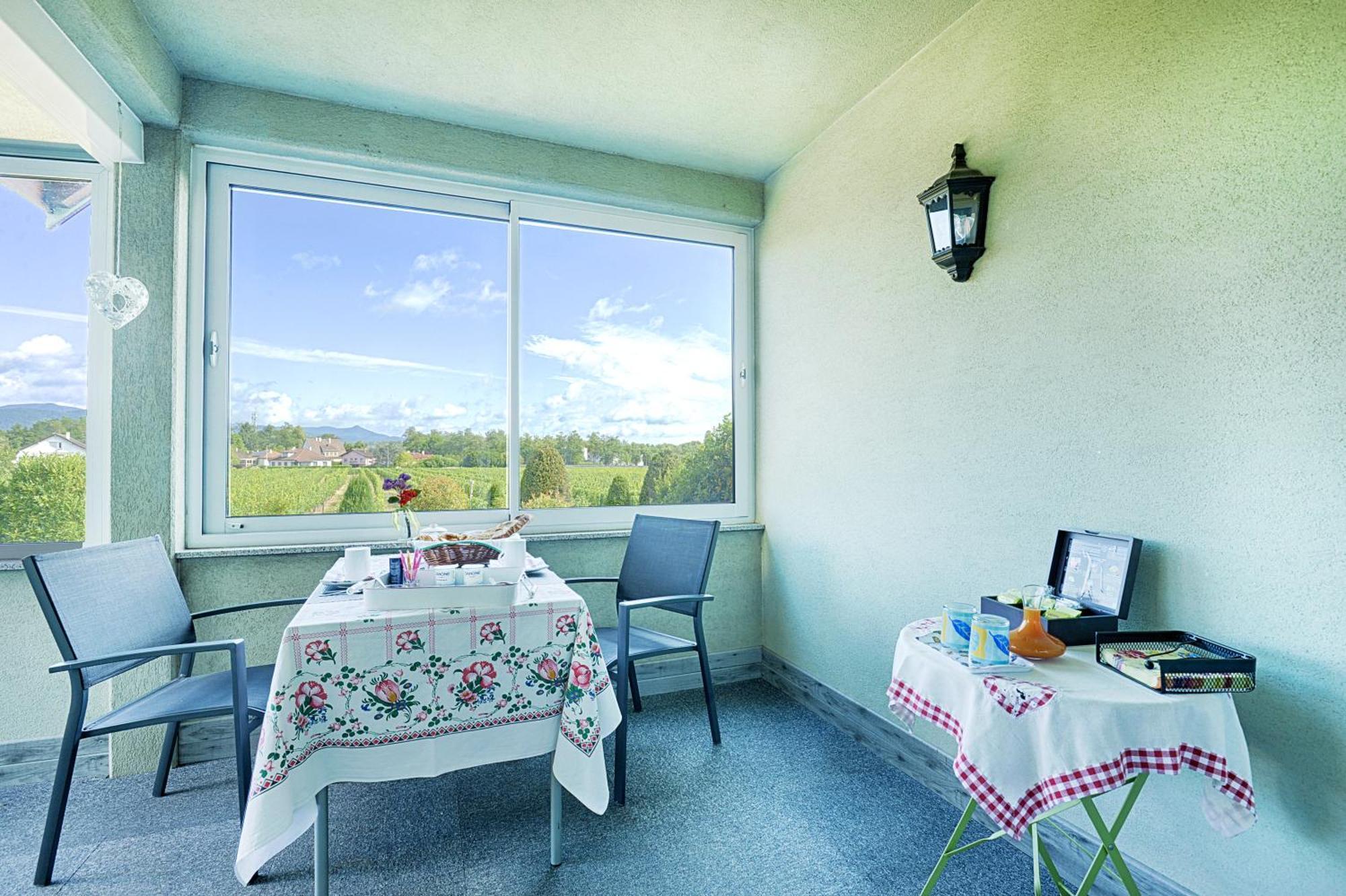 Bed and Breakfast Aux Pieds Des Vignes Інгерсгайм Екстер'єр фото